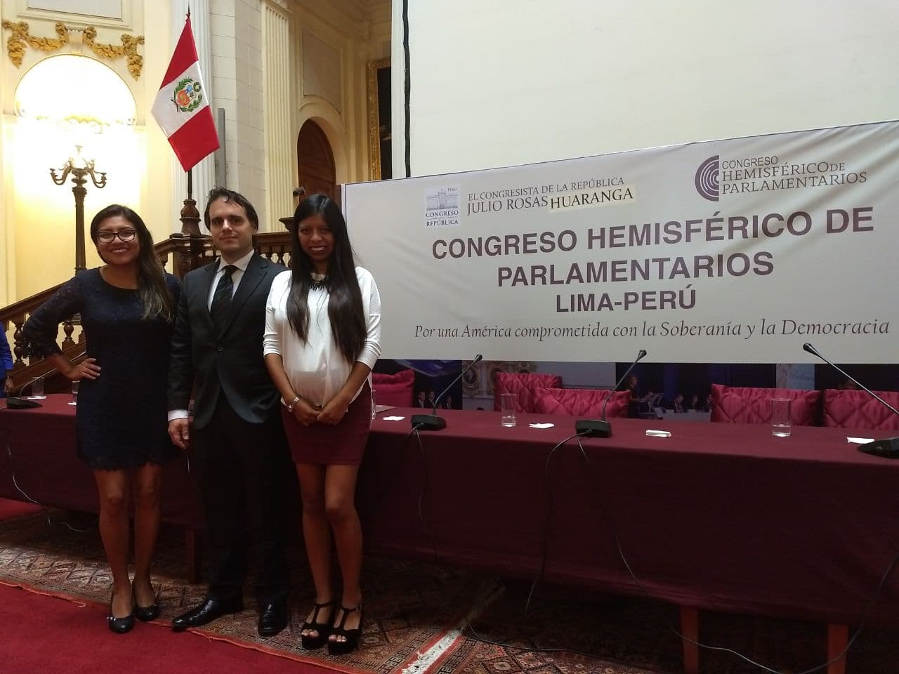 Enlace Parlamentario — trabajo en el Congreso